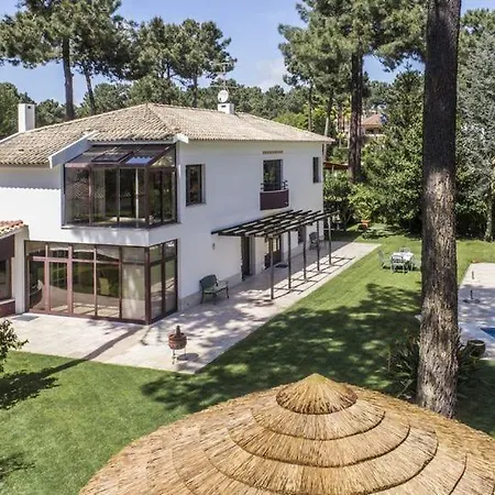 Telha A Wonderful 4 Bedroom Peaceful Location Short Drive To The Beach *
