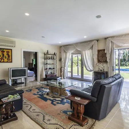 Telha A Wonderful 4 Bedroom Peaceful Location Short Drive To The Beach Lisboa